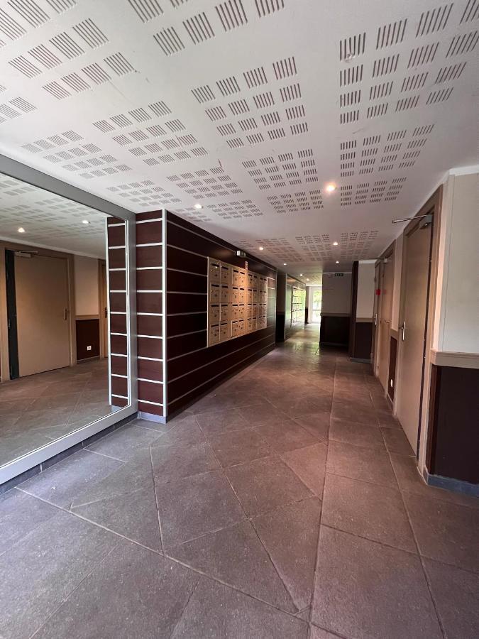 C101 Appartement Disneyland Монтеврен Экстерьер фото